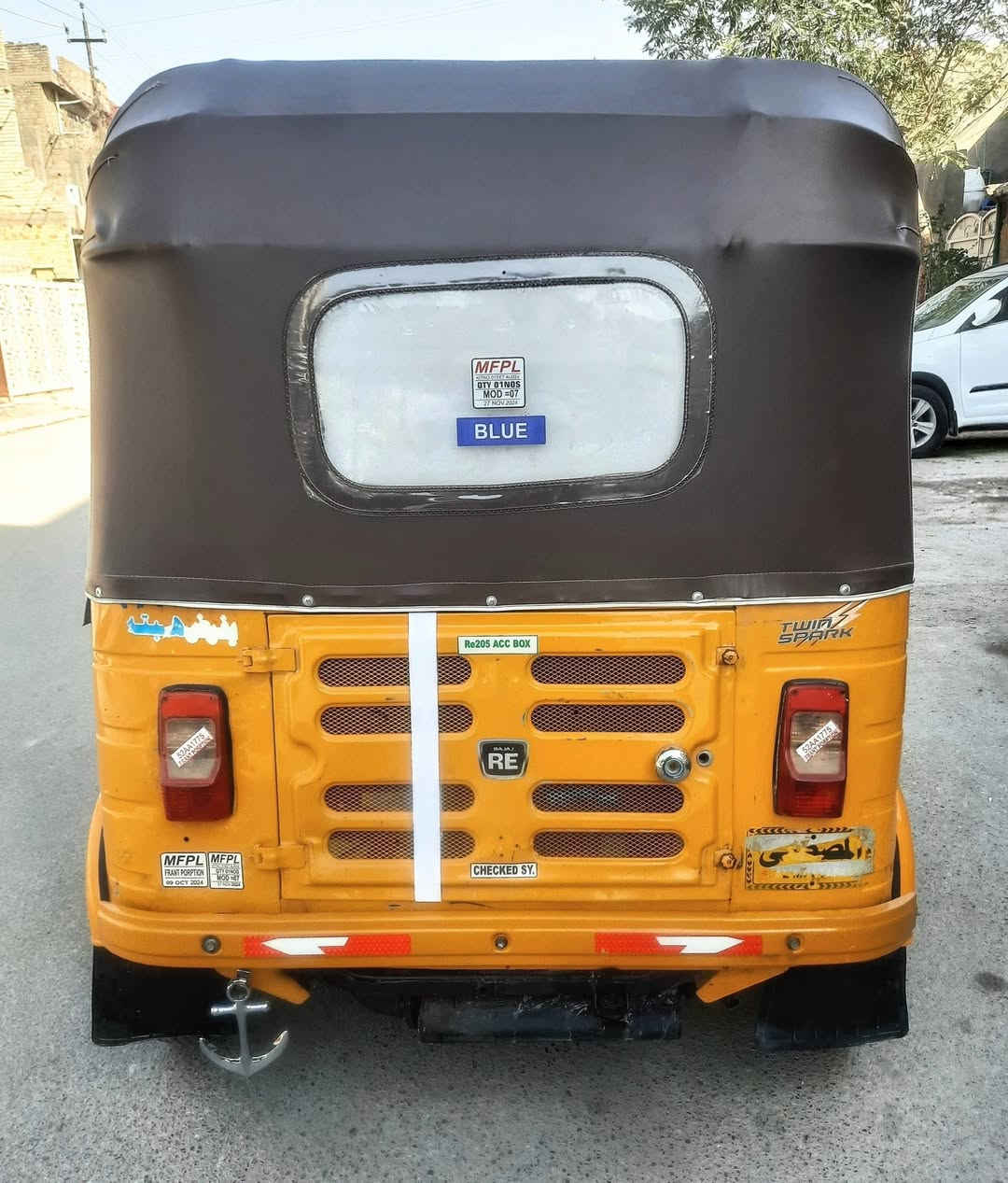 تكتك بجاج موديل 19 شهر 7
أوراق كامله شركه المصطفى
تكتك بلاديه فقط دوسات معمره
العنوان بغداد مدينة الصدر
السعر 4900 وبيه مجال لشراي
***********
