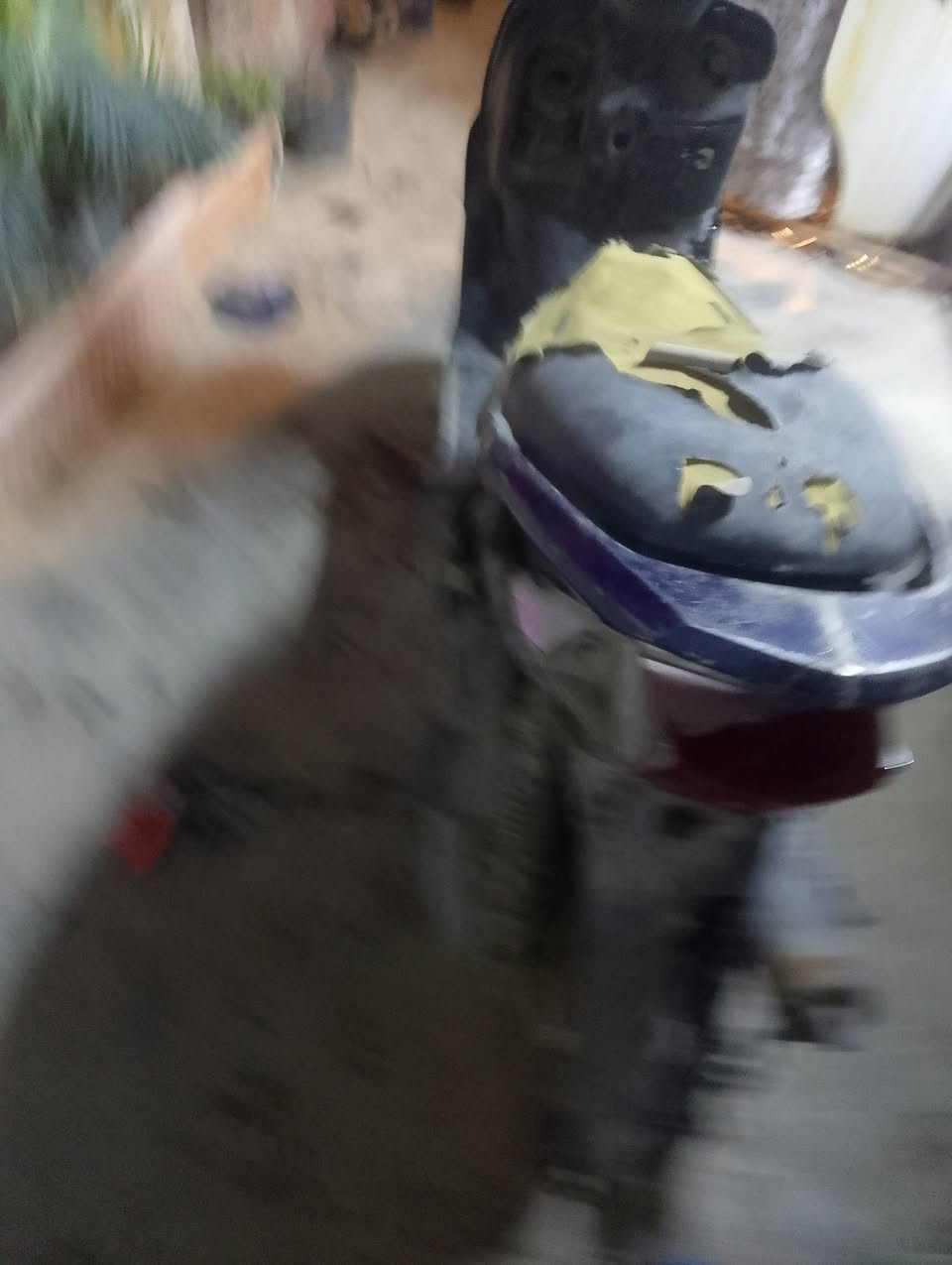 دراجه سكنس نثية 140 للبيع طافية ابيع كوم حديد للشراي يتصل ع الرقم ***********
