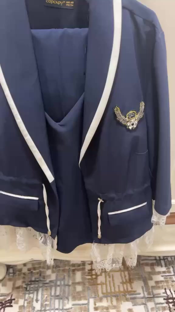 قاط قياس 48/50
عبايه قياس60
قفطان يلبس وزن من 100 ل120
فرشه ممستخدمه ابد 
بدله قياس 48 /50
اي استفسار ع خاص


**إذا كنت صاحب هذا الإعلان وتريد حذفه لأي سبب، رجاءا أرسل رسالة إلى الدعم الفني**