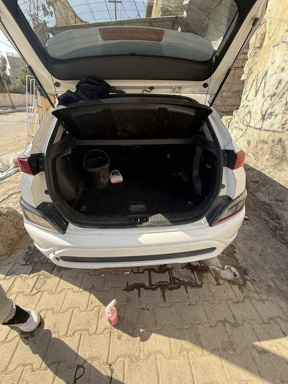 سلام عليكم
هونداي كونه للبيع 

مديل ٢٠٢٣

وارد امريكي بدون صبغ سياره 

تبريد ثلج 

تخم تاير 

صدر بجيس بعده وضع شركه 

كشن مخمل 

شاشه كاربلي 

رادارات 

رقم بغداد تحويل ثاني يوم وعلمن سياره كلها بيضه 

مكاني ديالى بعقوبه شراي يتصل 

***********
