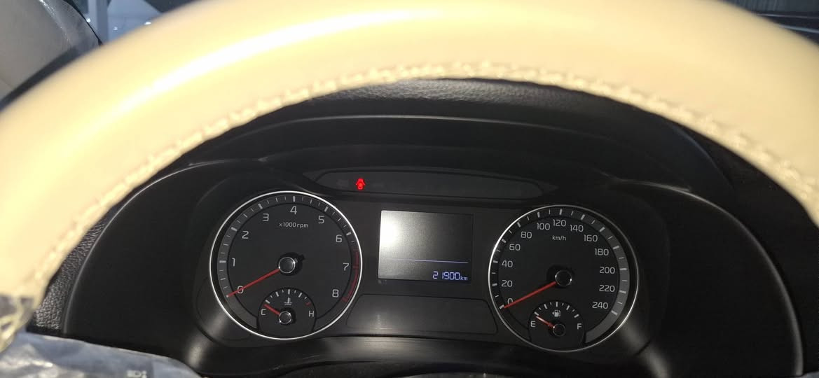 السلام عليكم . سيراتو موديل ٢٤ فول محرك ٢٠٠٠ فتحة سقف ماشيه 21 الف سياره بفضل الله بنايلونات الشركه كفاله عامه مكانه سماوه المركز استفسار *********** وبي وات ساب
