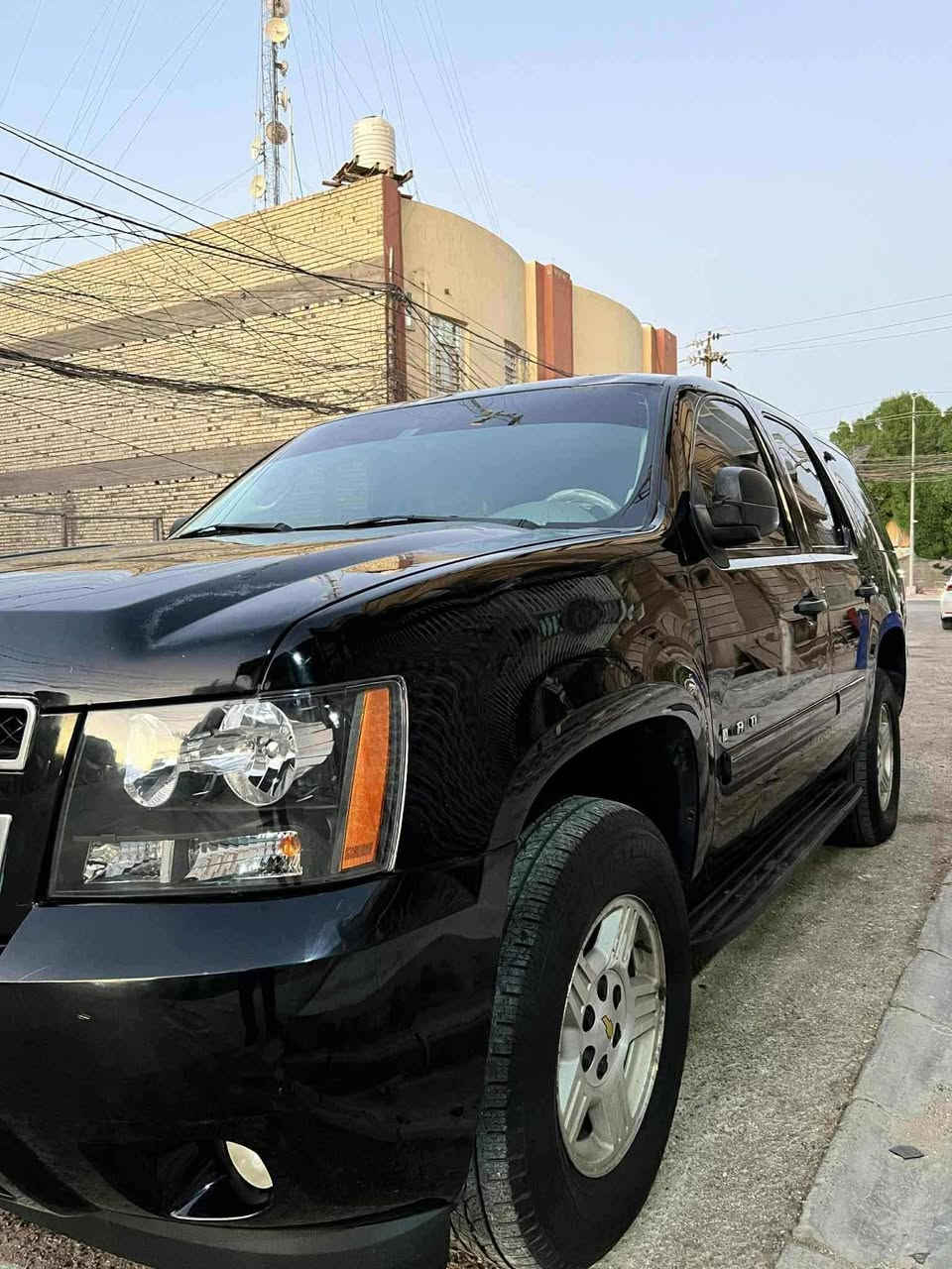 السلام عليكم تاهو 2010 ادوات كصه قماره فقط كفاله عامه من الصبغ فقط مكان الكصه بي صبغ والباقي كفاله من الصبغ والضربه دخول جديد السياره جاهزه من كلشي كير وحداديه مكفولات وبلاديات وشرط الفحص تبريد ثلج تخم تاير جديد السياره جديده حيل بمعنى الكلمه وشرط كل قطعها بلاديه أكرر بدون صبغ وشرط الفحص ع وضع الشركه فقط المكينه بيه ضعف
السعر ٧٥ الشراي  يتصل الرقم *********** مكان السياره واسط
