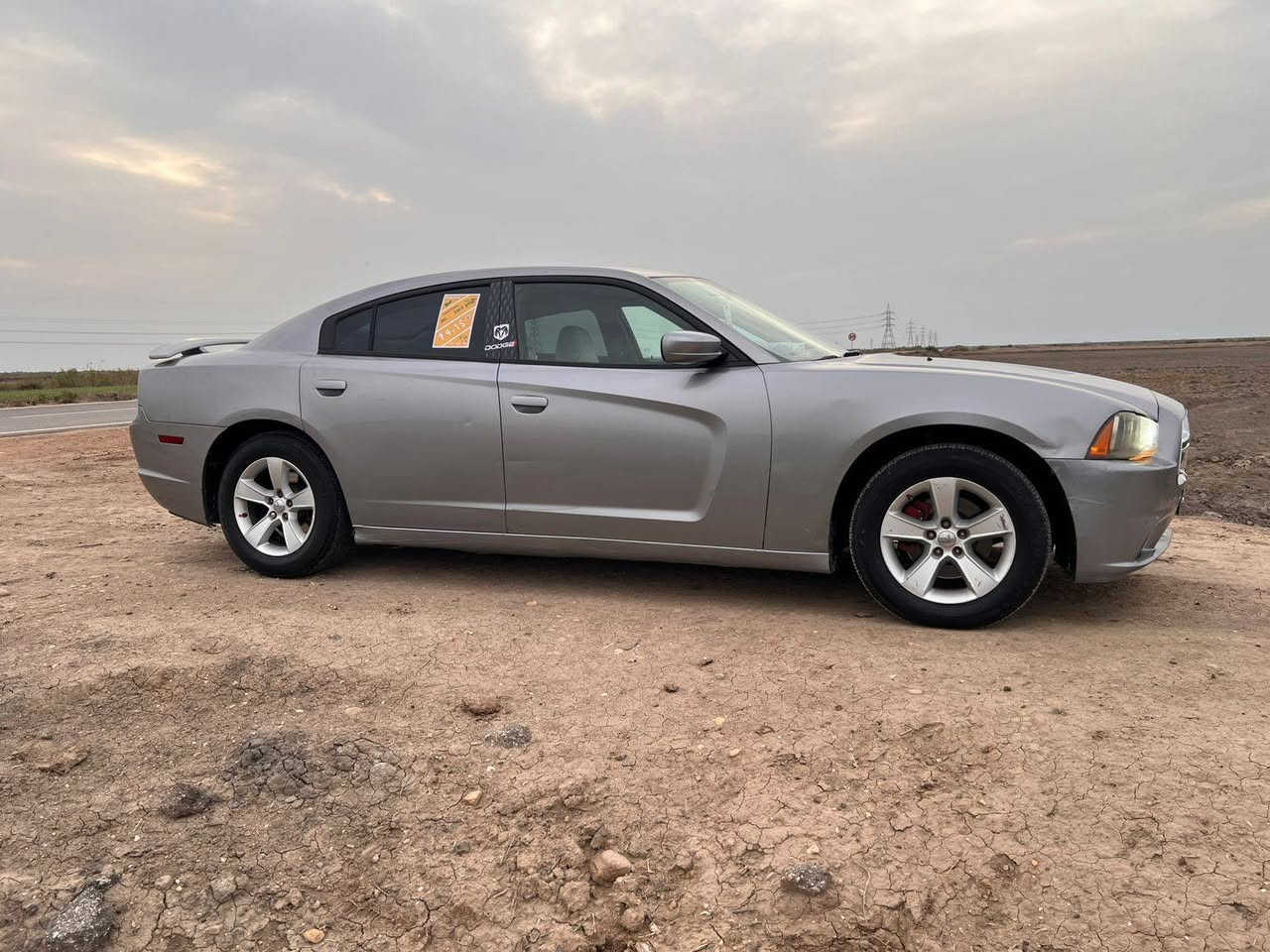 السلام عليكم
#ادوات #ادواات #ادوات

جالجر 2012 - گصة جنطة - دخول جديد
-متومه اربيل رقم نكليزي وكاله بسم المشتري 
 • فول مواصفات عدة الفتحة 

 • جاهزة للاخير 
 • محرك 3600 / v6 

المكان: ذي قار قضاء النصر 
السعر: 55 وبيه مجال قليل
☎️ للتواصل: ***********
