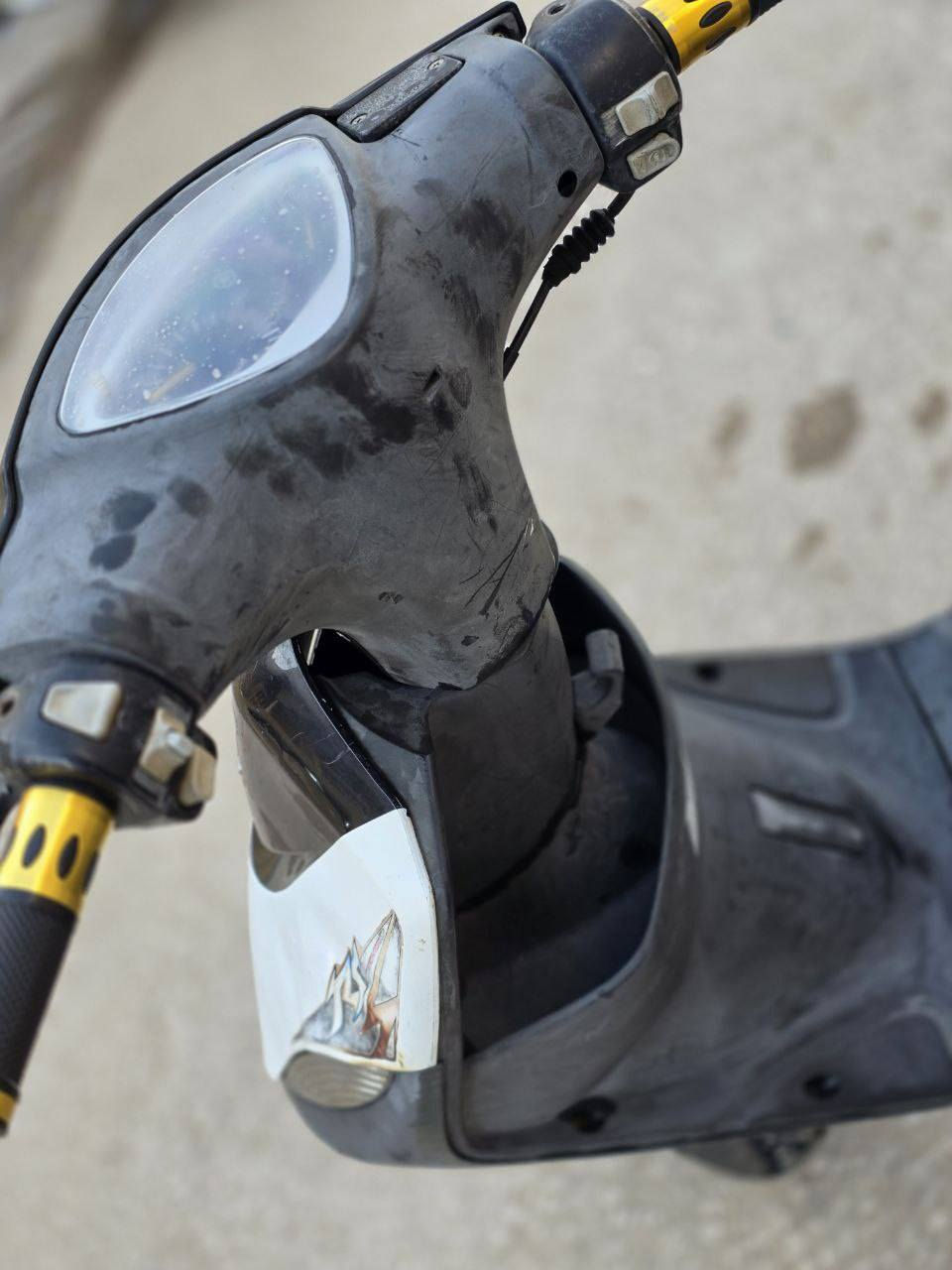 سلام عليكم
للبيع ماكس عدله ٤٩بلاد دراجه نظيفه صارلها سبوعين من نازله من الحاويه احلى من الصور بهواي ختم واحد وي المكينه من الطول للطول 
السعر ٩٠٠وبيها مجال حك الجيه
مكاني دوانيه عفك
***********
