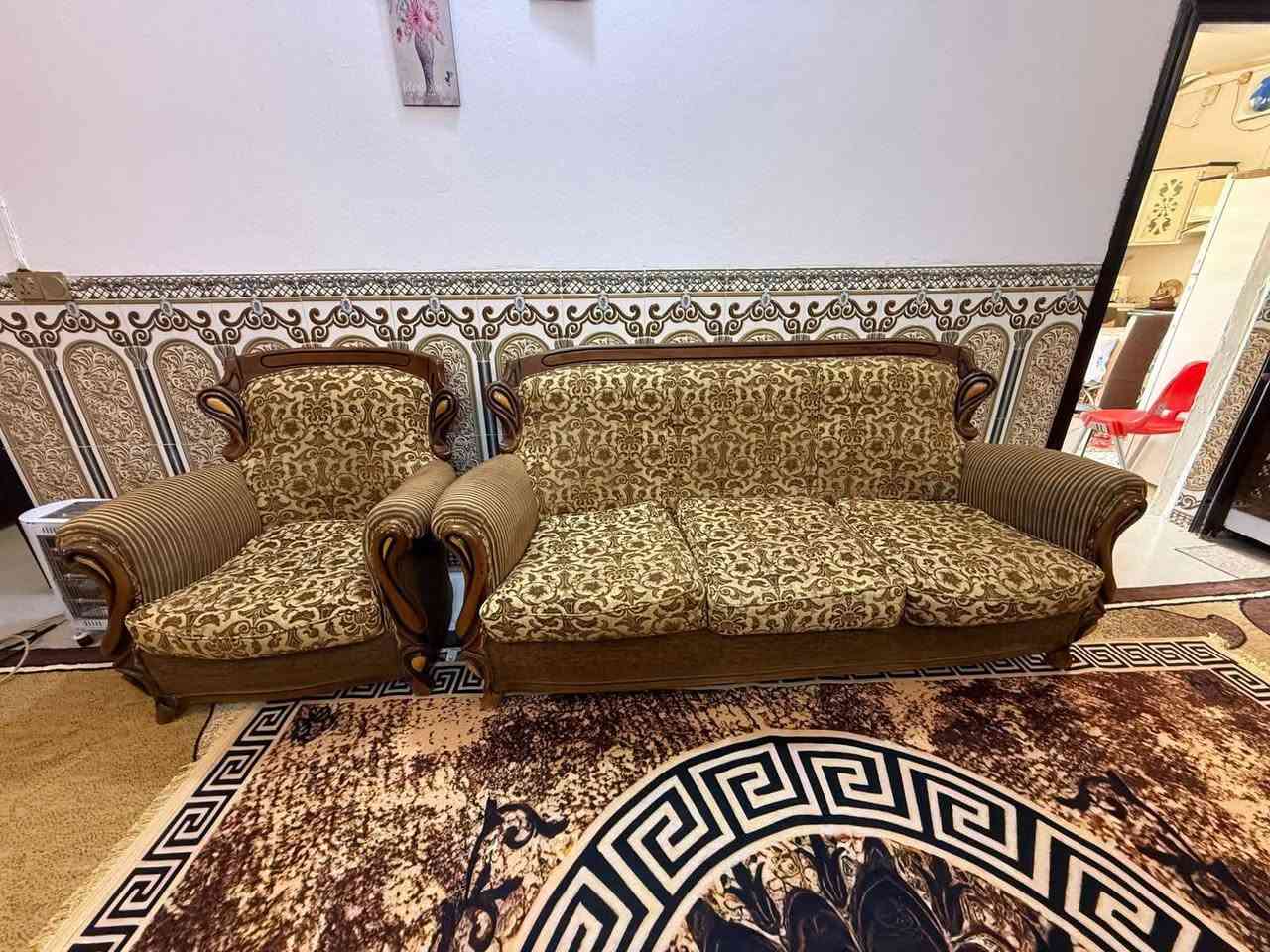 تخم للبيع عشر مقاعد السعر 160وبي مجال الرقم ***********
