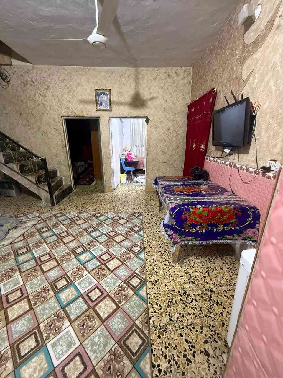 السلام عليكم بيت للبيع مساحه 175 التواصل مع صاحب الرقم مكلف بلنشر  ***********
