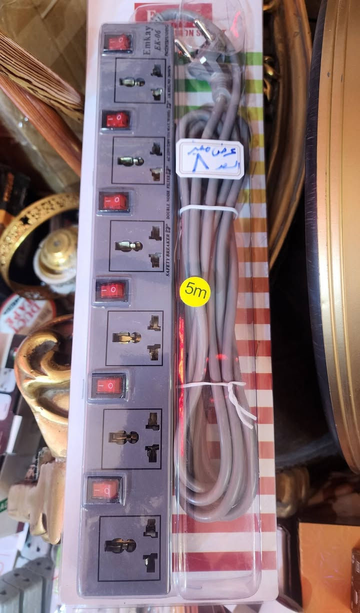 🟥 عرض بلااااااش لحين نفاذ الكمية 🟥 
سيار اصلي 6 بلك  طول واير  5 متر كل بلك دكمه  بسعر 8 آلاف هذا بيه عرض مميز وحصري بالجملة لدى مجمع ألبيت ألمثالي للتسوق ألمنزلي خدمة التوصيل على الرقم *********** عنواننا قرب سدة الكوت مقابل مول سير وليم مرحبا بالعوائل الكرام
