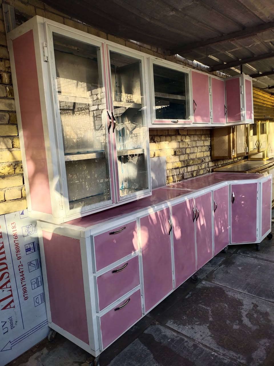 السلام عليكم كاونترات مستخدمات السعر على رقم التلفون ***********
