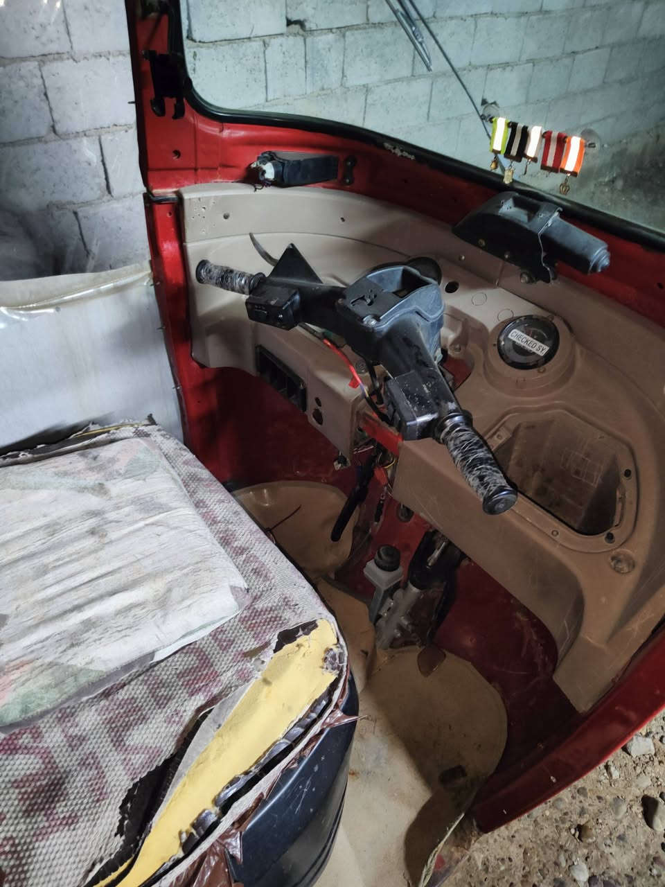 تكتك للبيع موديل 18 شهر الثاني تنقص دهن التكتك سعرهة 3550 ابو بيهة مجال سنويه بدون لوحات التكتك هاي نضافتهة بلصور الشراي يتصل عل رقم  ***********
