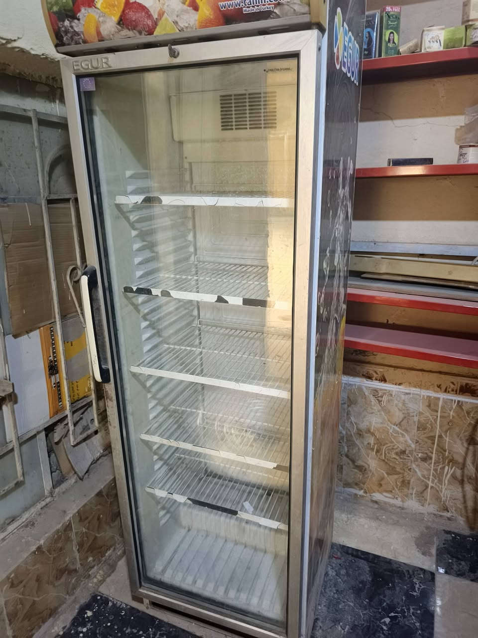 برادات ومجمده وميز للبيع 
كلمن وسعره ناصرية مركز قابل للبيع لو شغلة وحده


**إذا كنت صاحب هذا الإعلان وتريد حذفه لأي سبب، رجاءا أرسل رسالة إلى الدعم الفني**