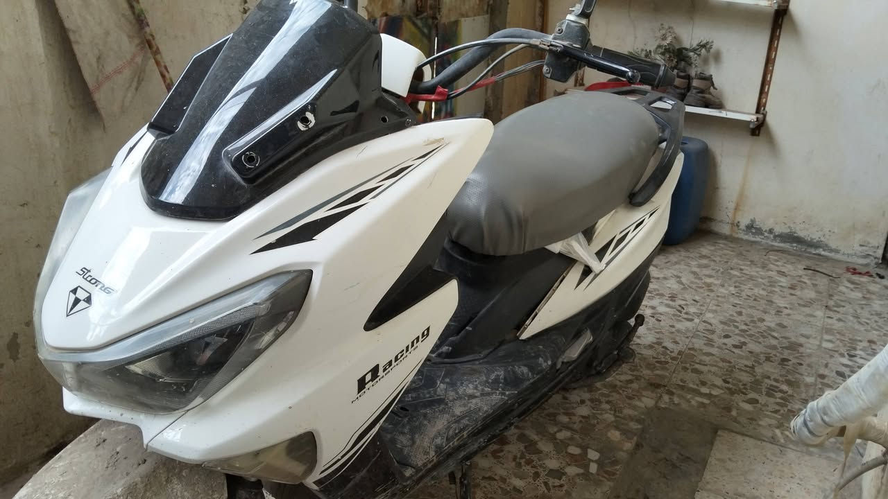 سترونغ 23 نضيفه نكره سلف كهربائيات كلها شغاله بس ما غاسلها من طين المكينه نشطه دخان ماكو بس كازگيت موجوده في ديوانيه رقم الهاتف وتساب ***********
