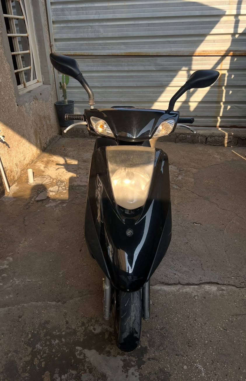 دراجه بريز  السرعه  140
نضيفه جدٱ  شلعه معدل 
 تجي وتشوف بعينك 
السععر 550 الف 
بغداد الشرطه الخامسه 
الاتصال بالرقم  ***********
