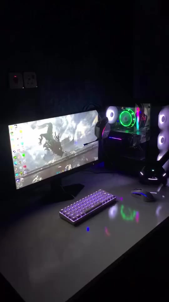 للبيع حاسبه مستخدمه سنه
M.B H610 ASUS
RAM 16G 3200HZ
RTX 3060TI 8GB ZOTAC
M.2 512G NVME
PSU 600W BRONZ
CASE GALAX 4FAN

‏I5 12400F

السعر: 950 و بي مجال و اي  استفسار ثاني التواصل ***********و اتساب  مركز العراب
