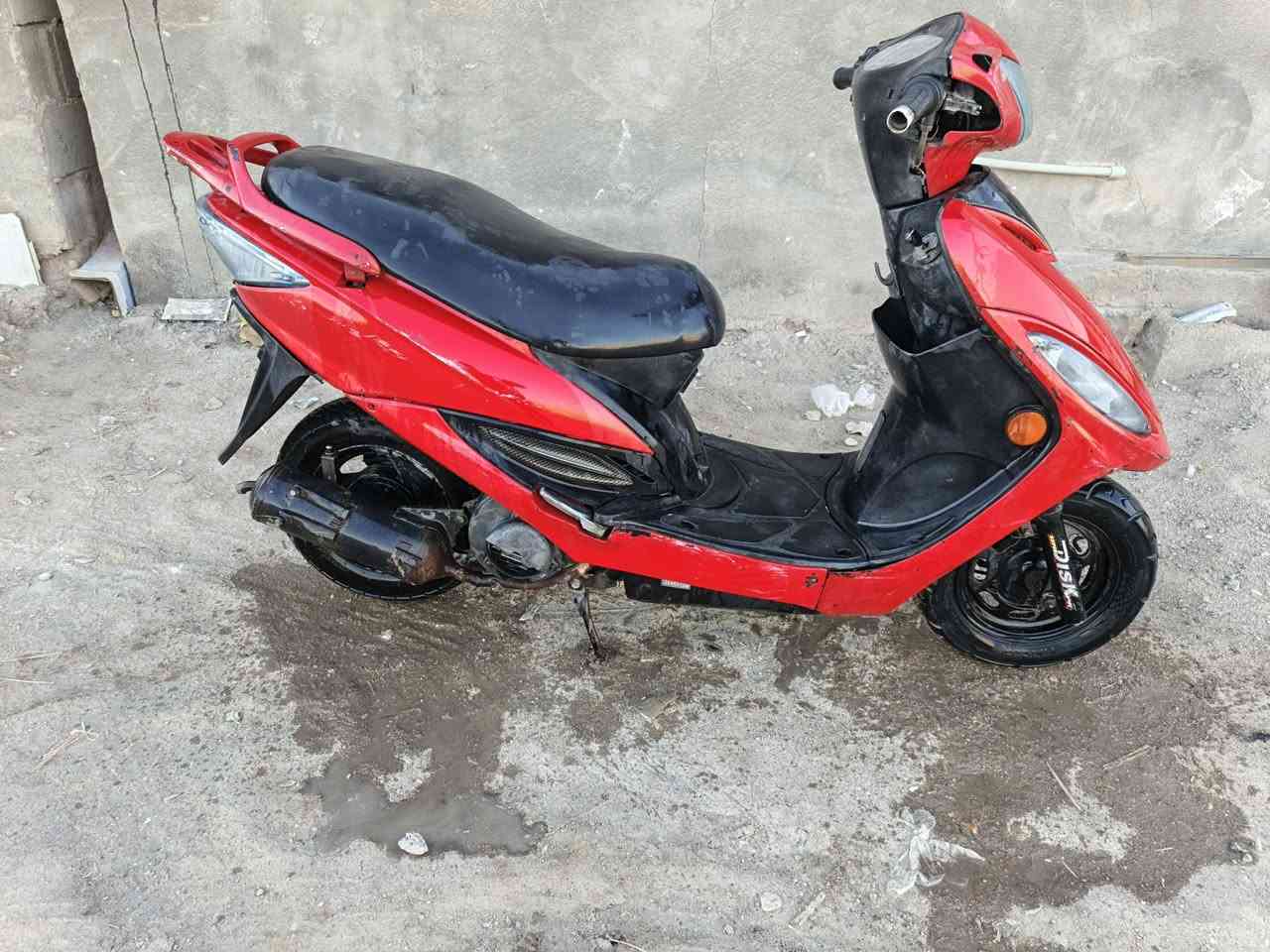 جي فور جاهزه نضيفه صارلها 4 شهر طالعه حاويه مامفتوحه سلف هندر كهربائيات كامله شلعه قويه مكينه ناعمة ب400وبيها مجال رقمي***********
