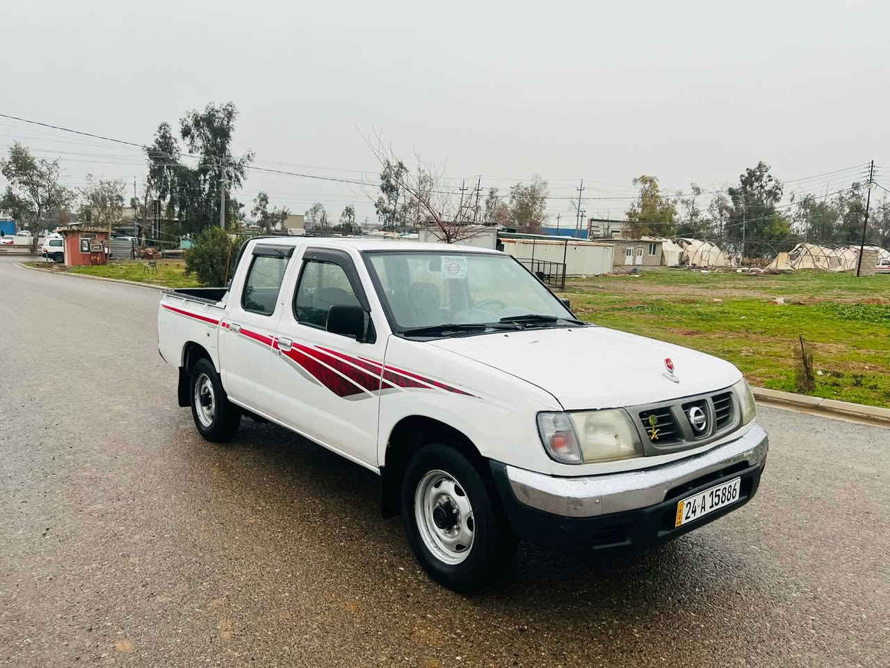 نيسان موديل2002 زيد
 سنوي رقمي هه زه ي تا ٢٠٣١ نوويه. 
چوارتايه ي نوويه. غاز وبه نزين
شاشه ئايپاد /ناوي نيه له حاسيبه به غا
گيرو مه كينه به شه رت ته بريد پاوه ر. 
بوياغ. ٢ پارچه و نيوي هه يه بيناوگرتن
نرخي ٨١ $ معامه لي كه م
***********
*********** كويسينجاك, أربيل
