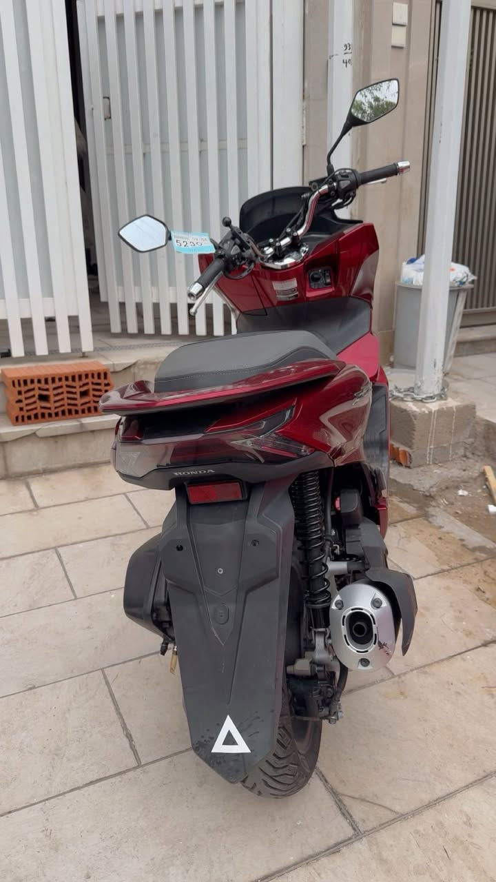 السلام عليكم
 بيسي اكس جيل. رابع يابانيه صور مزاد محرك١٢٥ ماشيه١٢٠٠ كيلو دراجه معدل شلعه فول دراجه بلاديه مكفوله من الكفر والمكينه تاخذه ضمانك سنه كامله كهربائيات تدفئه يدات اي بي اس اصل تراكشن دراجه حساس ستاند حساس زدحام دراجه مقفوله ١١٤ من الوكاله هيج دراجه طالعه من كلشي وكلاشي للتواصل خاص سعر31 ورقه وبيه مجال حك جيه


**إذا كنت صاحب هذا الإعلان وتريد حذفه لأي سبب، رجاءا أرسل رسالة إلى الدعم الفني**