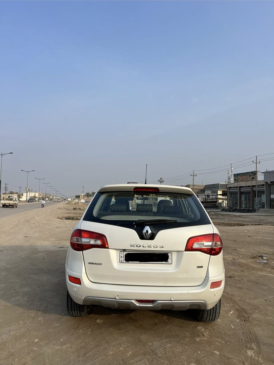 رينو كوليوس 2013 
الشركة العامة 
كلين بدون ضرر 
رقم بغداد 
مكان السياره حله 
السعر 95 ورقه
ه/***********
