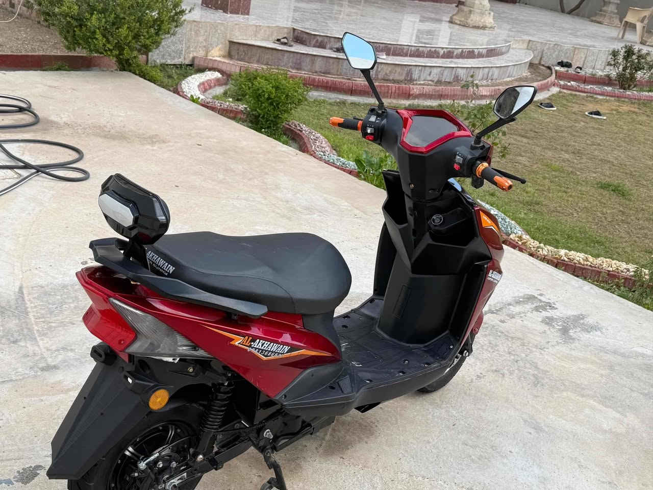 موطور سكنس موديل 25  موطور نضافه فول بطاريات واحد على واحد
كهربائيات شغاله اضويه اشاير ڱڵـه  شغاله فول السعر 600
وبي مجال الستفسار الاتصال علئ هاذه الرقم ***********
