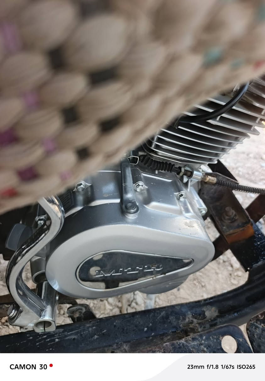 السلام عليكم اخوان ستوته للبيع ام تي ار تعميرا جديده ماكينه جديده كهربائيات كلها شغاله ستوته ارقام انجليزي باسمي مداول ثاني الشراي يجي خاص وهذا رقم التليفون*********** وانا خادم لكم🌹
