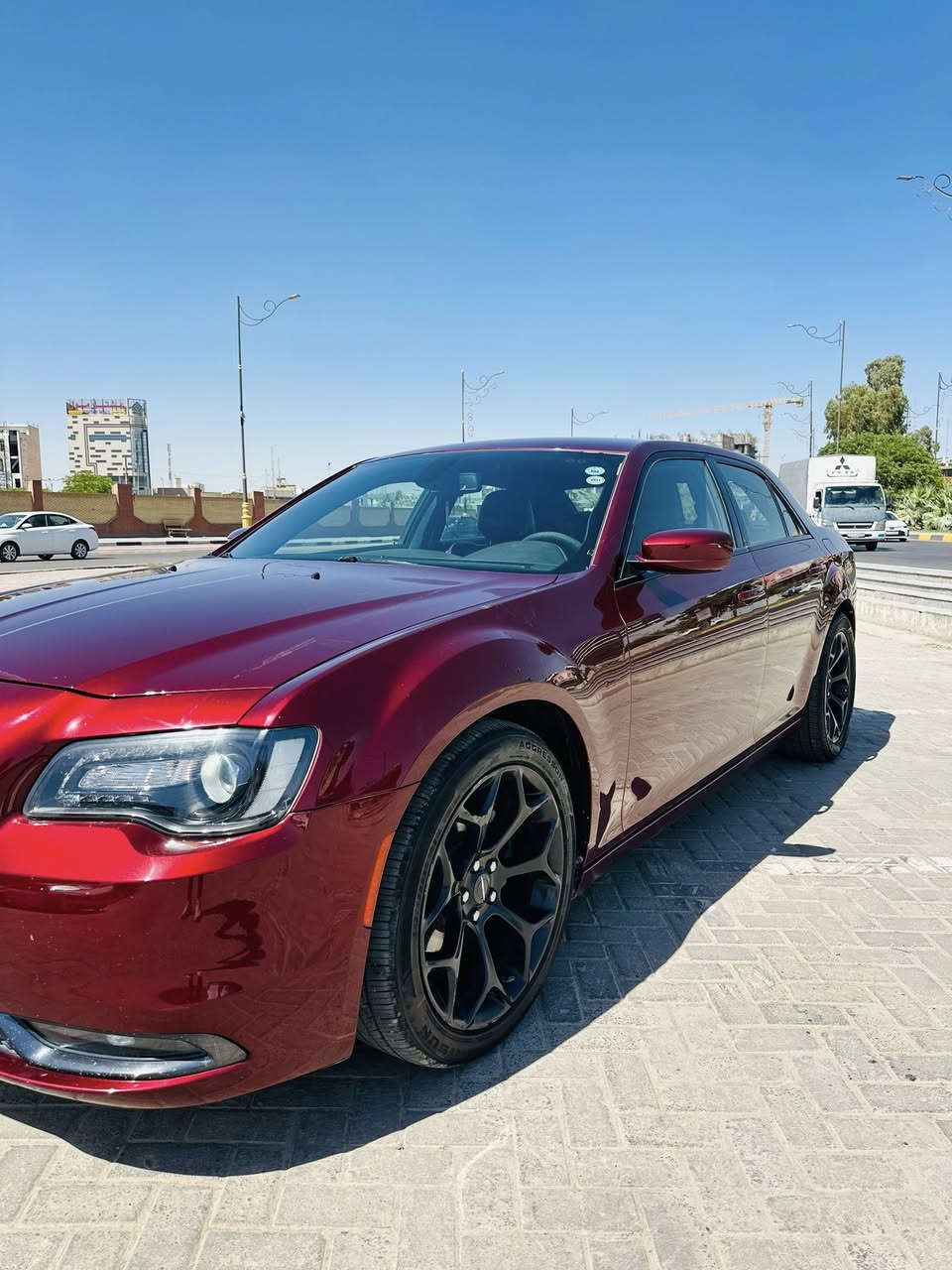 كرايسلر 2019
فئه السياره S الرياضي 
السياره بيه فقط جاملغ حادثه بسيط ايرباكات سلميه 
مواصفات السياره S المعروفه 
شاشه كرابلي الكبيره 
مقاعده تدفئه 
السياره مسويله سريفس كامل من الحدايه الى الداخل 
هزه السياره جديده وبأسمي 
للاستفسار ***********
سعر السياره 245
