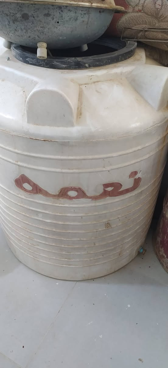 سلام عليكم تانكي ماء ابو 500 لتر وتنور كهربائي للبيع الاتصال على الرقم التالي ***********
