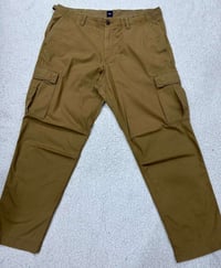بنطلون Gap • قياس ٣٨ • طول ١١٠