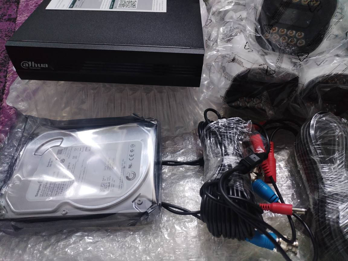 سستم كامرات دهوى جديد 8 كامرات صوت وصورة وانارة ليلية ملون وذاكرة 500 وجهاز nvr وشاحنة وفيش وماوس وكيبلات كامل بس تشده سعر 185 حلة, بابل


**إذا كنت صاحب هذا الإعلان وتريد حذفه لأي سبب، رجاءا أرسل رسالة إلى الدعم الفني**