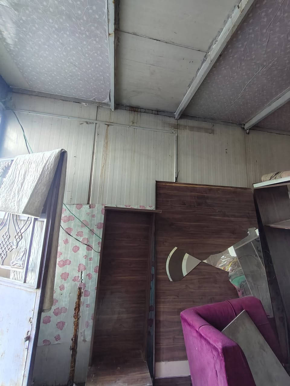السلام عليكم غرفة سندويج للبيع
الرقم *********** موجود وتساب
