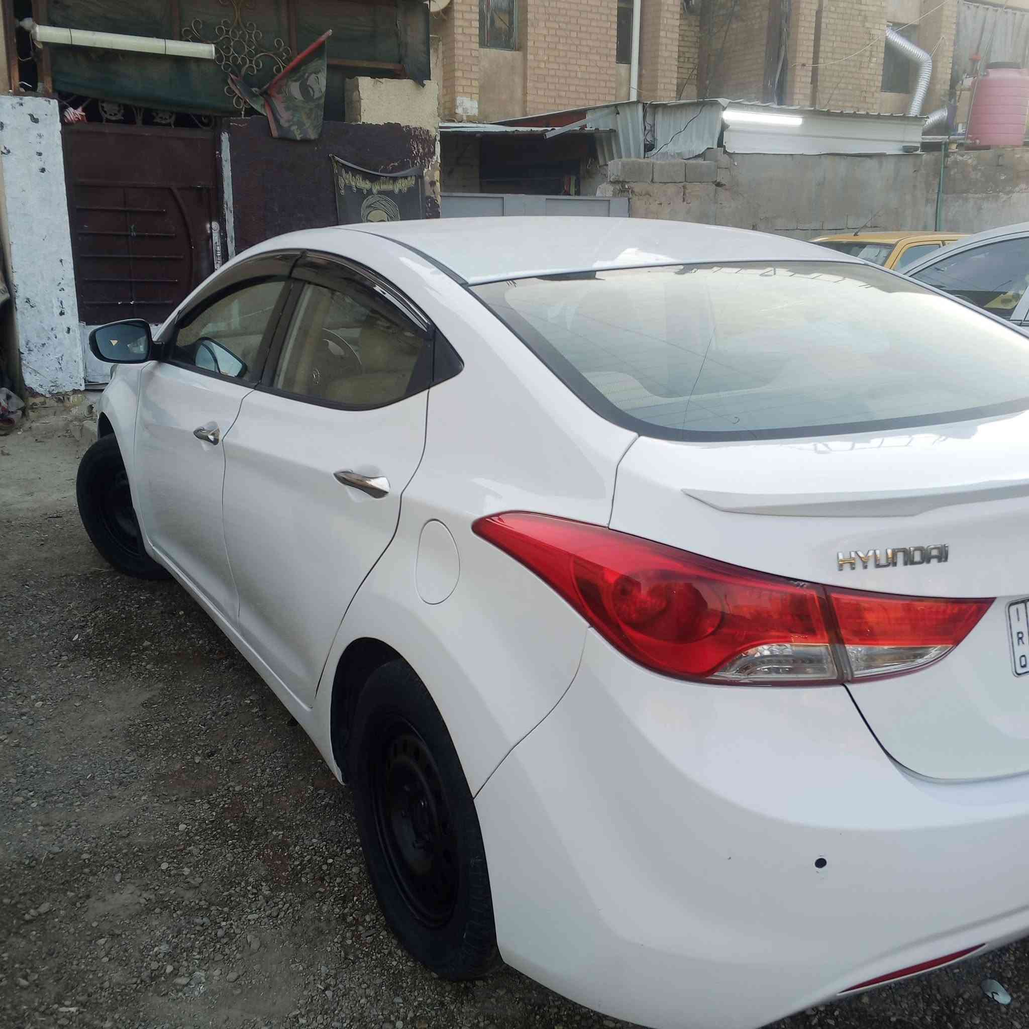 النترا موديل ٢٠١٤خليجي رقم دولي هزه جديده مكينه ٢٠٠٠دوش كير اوتماتيك اي تي دواخل مدوشمه بيها ٣قطع صبغ السياره فول مواصفات عدا البصمه مري شفط فتحه بالسقف تحكم استيرن سياره تبريد ثلج حداديه ٧٠بالميه تخم تاير تحويل مباشر سعر البيع ١١٥بيها مجال اتصال***********

