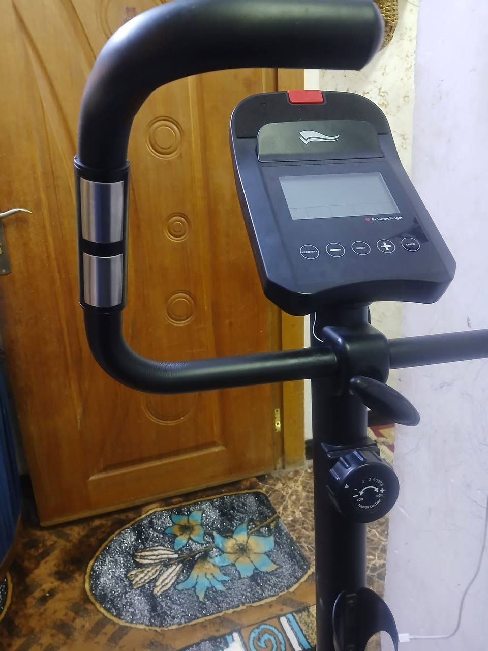 بايسكل ثابت ماركه الماني اصلي اخو الجديد مشتري ٢٧٠ رايده 170 الف


**إذا كنت صاحب هذا الإعلان وتريد حذفه لأي سبب، رجاءا أرسل رسالة إلى الدعم الفني**