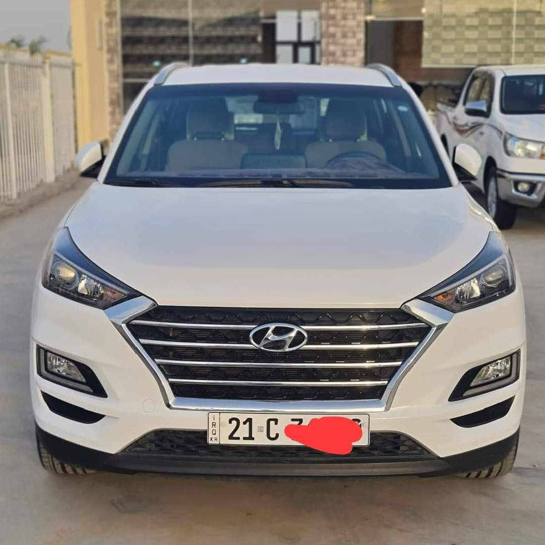توسان 2020خليجي وكالة الكاصد رقم سليمانيه فول مواصفات 1/1 جديدددددة
تحكم استيرن فول 

بصمة تشغيل وابواب

حساس امامي وخلفي 

ثلاث انظمة قيادة 

مود درايف 

مري شفط واشاير بالمري 

تبريد امامي وخلفي ثلج 

شاشة كبيرة 

شاحن واير ليس 

ويل كب والاسبير منازل 

لايت 5 عدسات 

ارضيات وكتلوكات الشركة 

ومواصفات اخرى كثيرة 

السيارة جديدة حيل وكلشي مابيها على وضع الشركة  بدون صبغ وبدون بارد 

للبيع بسعر 190 بيهه مجال بسيط 

الاتصال على هاتف  ***********

العنوان / واسط الصويره
