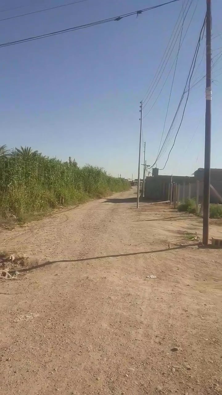 السلام عليكم عندنا بيت للبيع وقطعه 400 متر في المراجعه على صاحب الرقم فقط ***********

