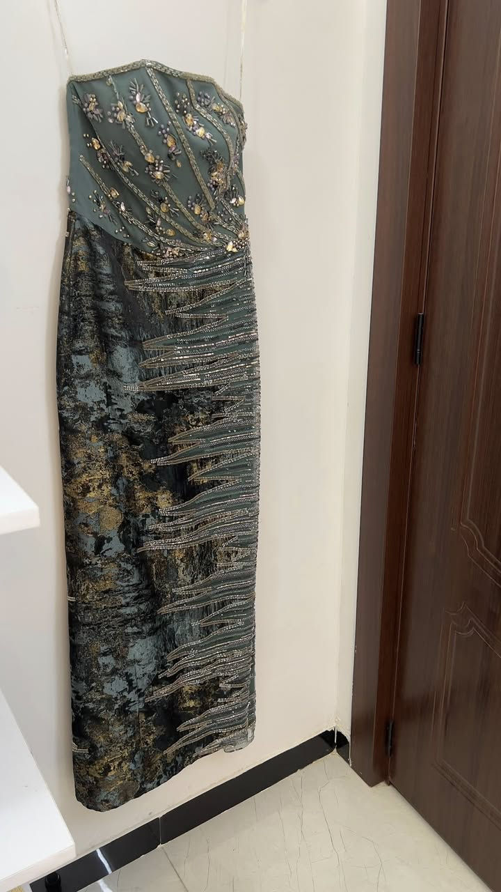 فستاني ماخذته ب٣٥٠

لابسته مره وحده  ساعتين بس 🙂 
رايدته ب٢٠٠ 
وبي مجال بسيط 
قياسه ٤٠ يرهم ٣٨ ويرهم ٤٢ لان بي قيطان ✨
التريده تتواصل انستا 
Me9_m6


**إذا كنت صاحب هذا الإعلان وتريد حذفه لأي سبب، رجاءا أرسل رسالة إلى الدعم الفني**