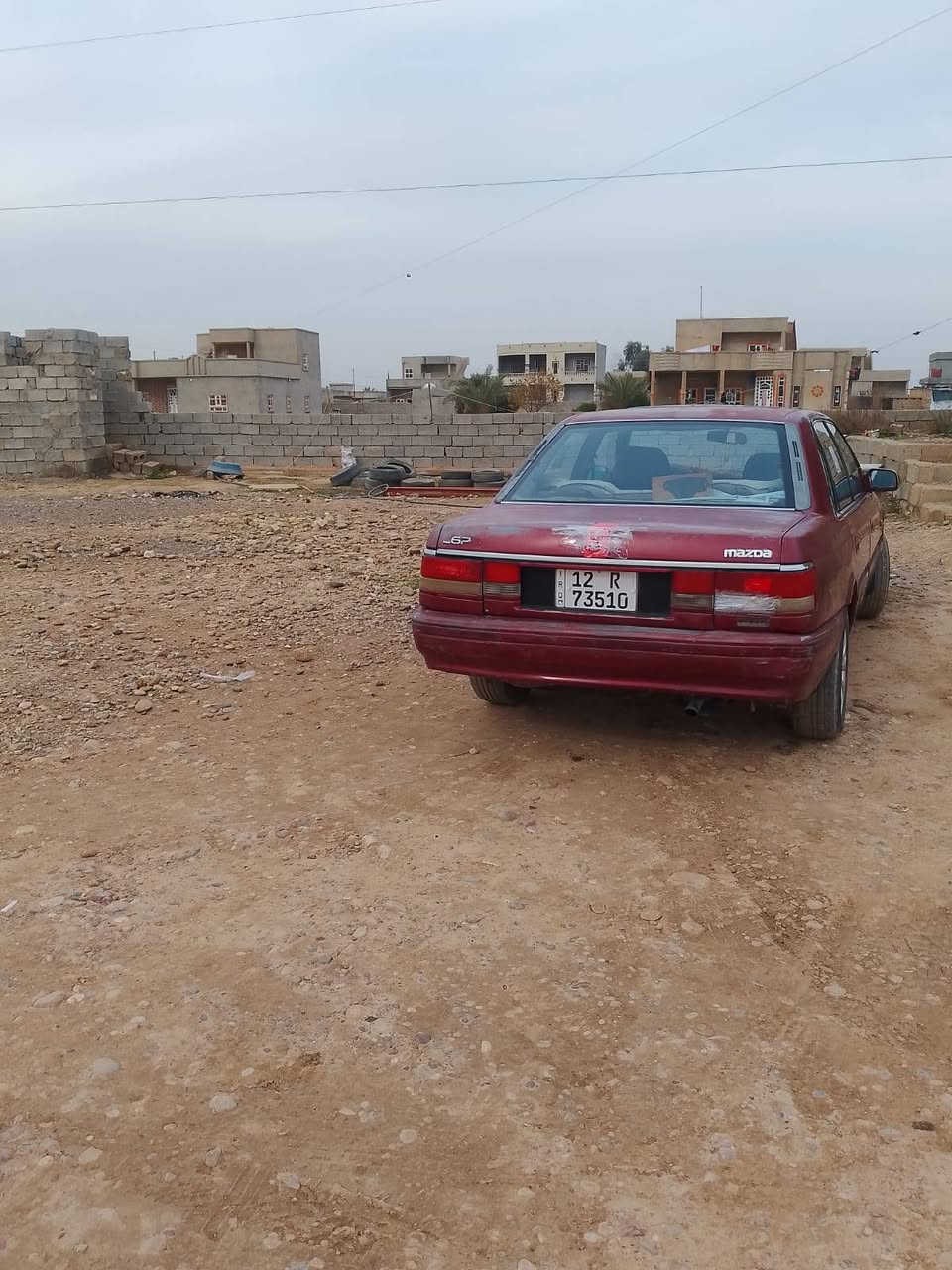 مازده 626 
الموديل 91
اللون ماروني 
4 سلندرالطراز مازدا 626
المحرك : 2.0 لتر، 4 سلندر
ناقل الحركة يدوي. 
للبيع المكان قريه سديره مكلف بالنشر فقط اتصل  *********** 
السعر  ب 37 وبيها مجال  يرهم مقدمه وبالشهر 
وشرط الكفيل
