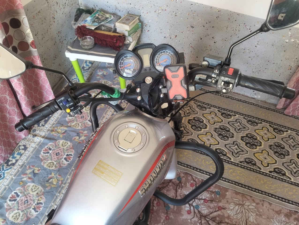 بعدهي وكاله.  درتجة 2026
صالي شهر من طلعتها من المعرض.   السعر 1،150 بيها مجال بسيط كلش  سبب البيع ماستخدمها مضمومه بالستقبال.


**إذا كنت صاحب هذا الإعلان وتريد حذفه لأي سبب، رجاءا أرسل رسالة إلى الدعم الفني**