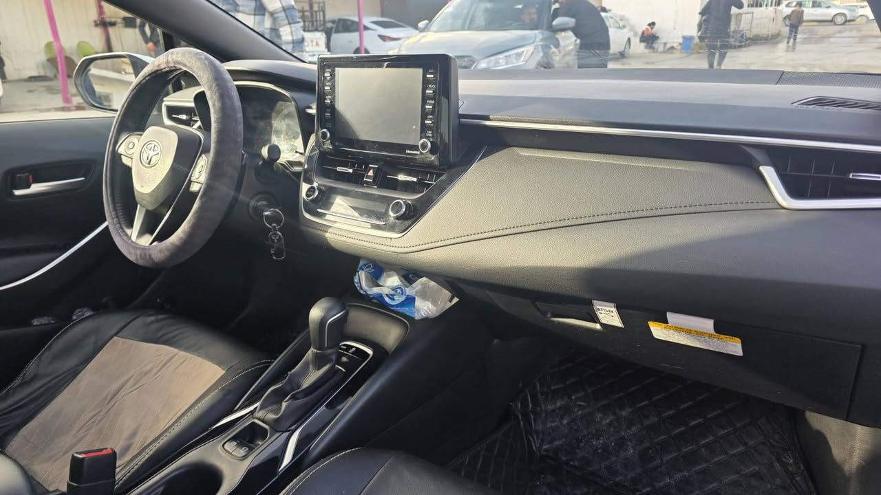 Toyota corrola 2022 se           بۆفرۆشتن 
تەنها یەک چامڵخی لای دواوەی سبوخە بێ ناو گرتن

پشت پێشی کەپسە 

ئێڕباگی نەتەقیوە

گێڕ و مەکینەشی بەشەرت
ڕەقەمی ساحێبی

0750 197 0781

0770 146 8668
