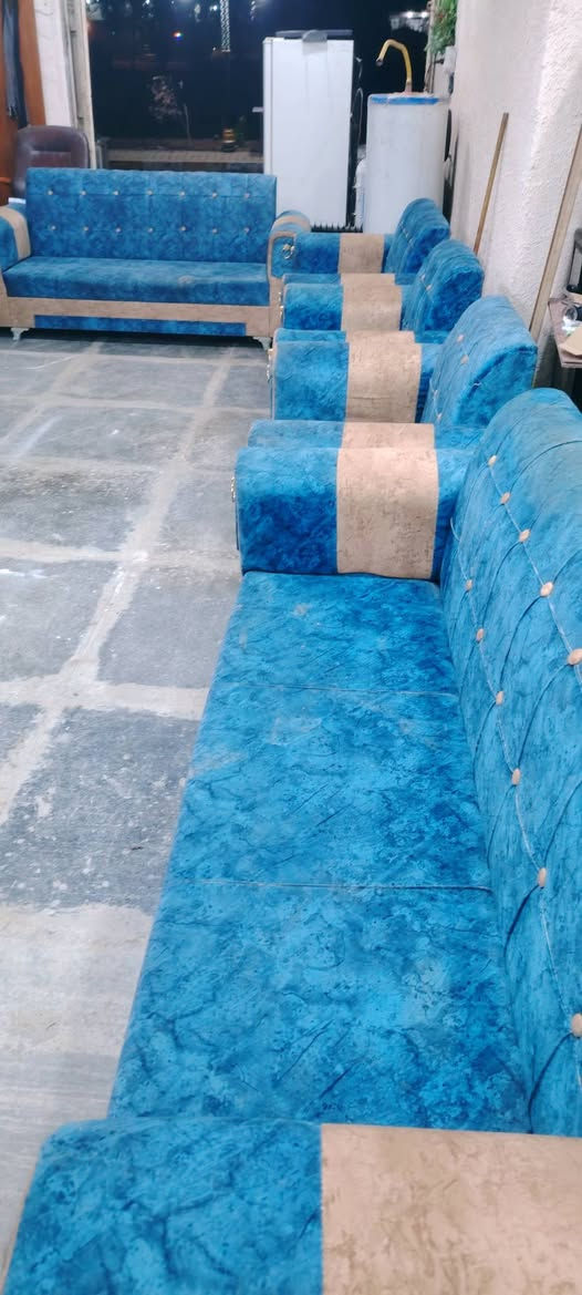 تخم 10 مقاعد 5 قطع السعر 170 الف
العنوان البدير
***********
***********
