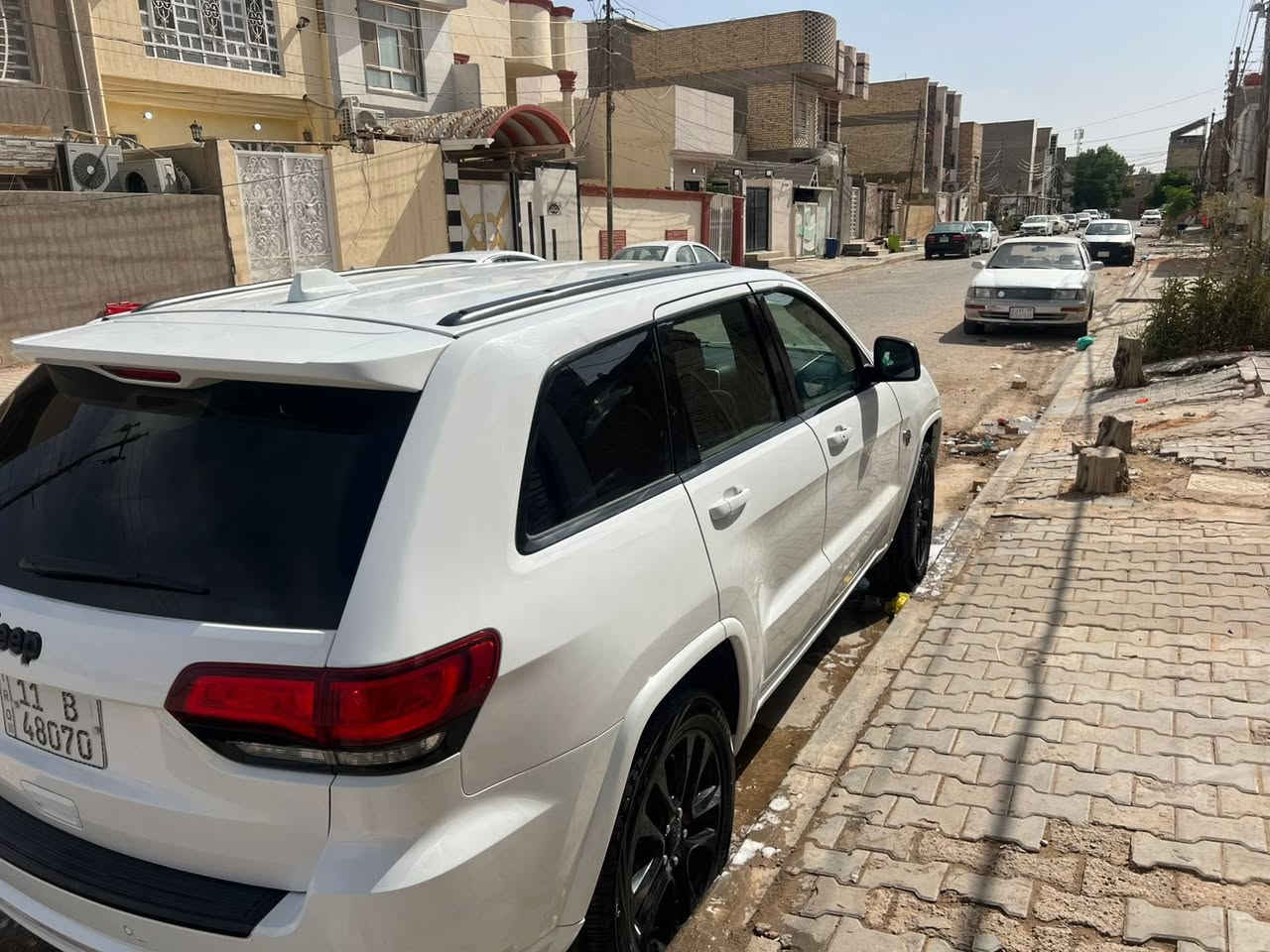 السلام عليكم 
جيب ٢٠١٨ مكينه عاوجه ولف
سياره جديده من كولشي 
كير حداديه تبريد
مال جناي ماشيه ١٠٠
سعر ١٦٥
سونار ويه صور
***********
