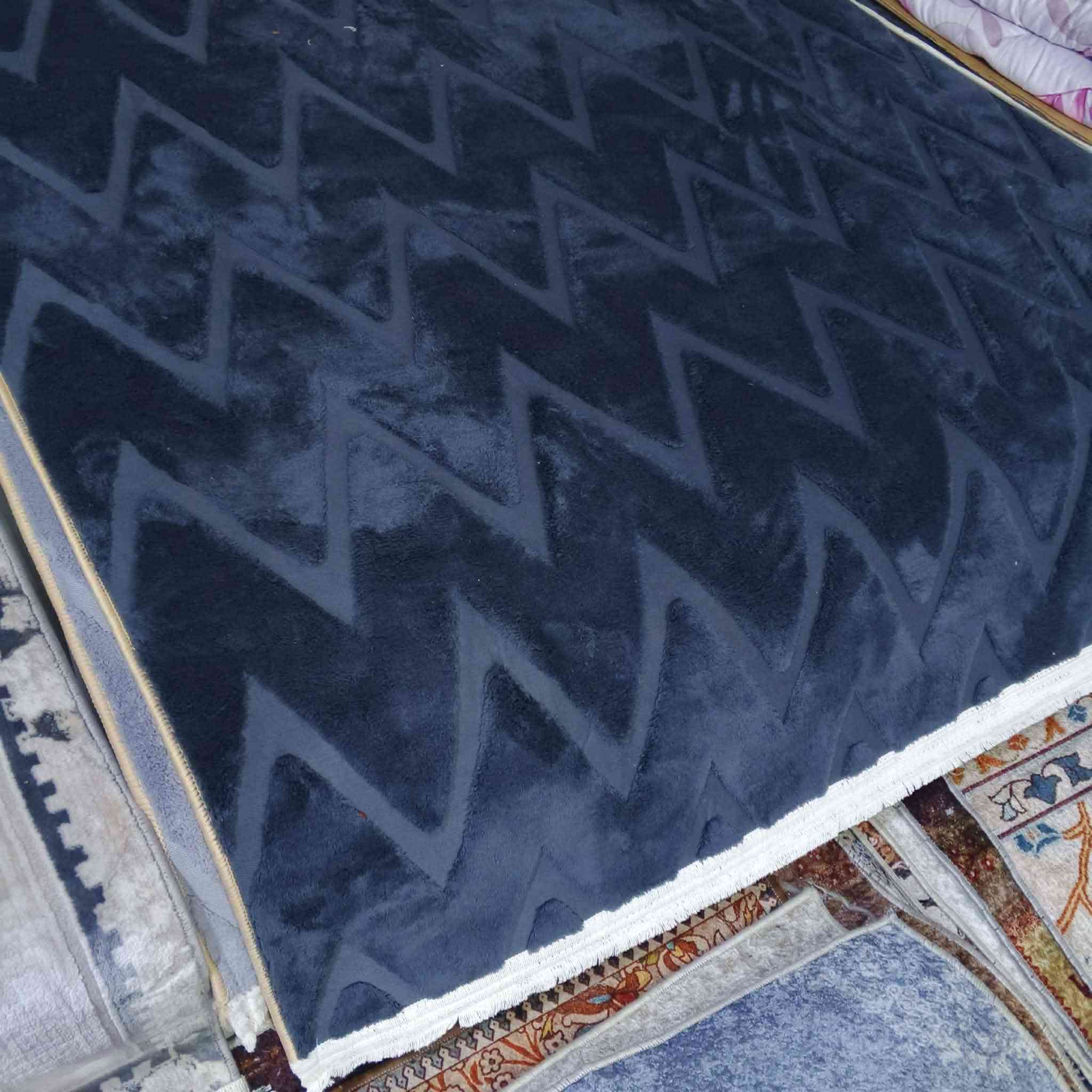 سەردان بکەو شتی جیاواز بۆ ماڵەکەت هەڵبژێرە
فەرشی (تورکی🇹🇷) 
دەزوو چنراو شتی شاز 
سادە حەفری بارز 
قوماشی ئەسڵی زەمانی  ١٠ ساڵ 
🤩 بۆ سعریش  خەمت نەبیت لای ێئمە بەردەوام هەرزانیە 
  🤗 
کەلار شقارتەکە تەنیشت جانتاو پێڵاوی سەندریلا 
گەیاندن بۆ ئەو شوینەی تۆ بتەوێ 🫡
***********
