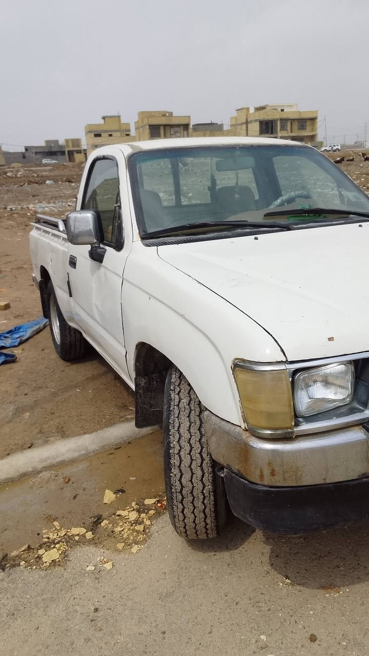 السلام عليكم ورحمه الله وبركاته
سياره للبيع موديل 1999 سياره جاهزه مال جناي 
مكان العماره السعر 65 بيه مجال السياره بسمي 
***********
