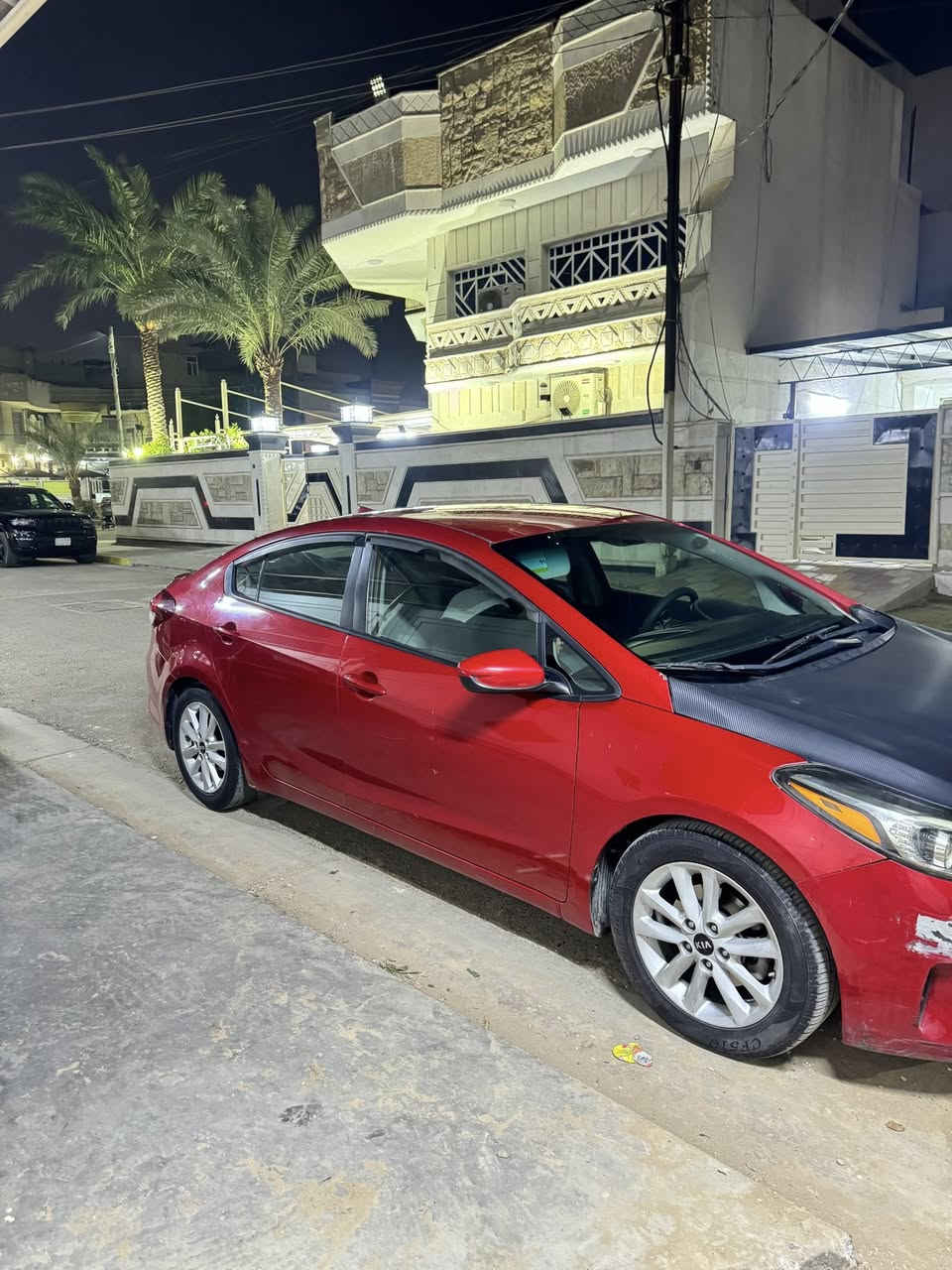 السلام عليكم

للبيع فورتي ٢٠١٧ وارد امريكي بدون قطرة صبغ فقط تبديل بنيد كفالة عامة لا لغود ولا شواصي
السيارة ليبل واحد مكينة 2000دوش وكير AT
مواصفاتها: 
تحكم ستيرن اربع جهات شاشة اعطال ٣ أنظمة قيادة
رادارات شاشة حجم كبير بلادي كامرة بلادية مانع انزلاق 
وبعد مواصفاتها المعروفه ال S

السيارة احلى من الصور بهواي ومناقصها برغي والسيارة  $120 وبيها مجال حك الجية فقط 
رقم اربيل باسمي تحويل او وكاله ثاني يوم 

مكاني بغداد البلديات 
هاتف: ***********
