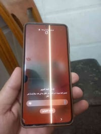 للبيع جهاز اس 21التره ذاكره 256/12 بي ضرر بس هاذ الخط وكسر بشاشه ويحتا...