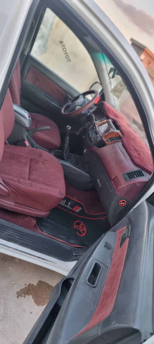 مە رزیە مۆدیل 2013 مە کینە کە بس 4ویلو تایە ی تازە بۆ بە سترایە  4جام کارە بائی  گیرومە کینە بە شە رت سیارە کە بئ حە یبە   تە برید ساردووگە رم بە شە رت   ناوسۆرە  رە قە م باریک سە نە وی تا 2030نوئە 
سە قف موسە سیارە کە تە نها بۆ جوانی حام کرایتە وە رگە را بە ناو کردن هە موی بەشەرت  پشتو پیشی کە بسە 
ژم.***********
ژم.‌‌۰۷٥۰٨٥٤۰٤۹٨
نرخ 145 أربيل, العراق
