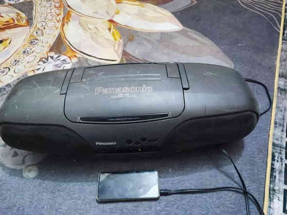 مسجل باناسونيك ياباني كهرباء 100 فولت السعر 35 الف يوجد توصيل لجميع المحافظات ***********
