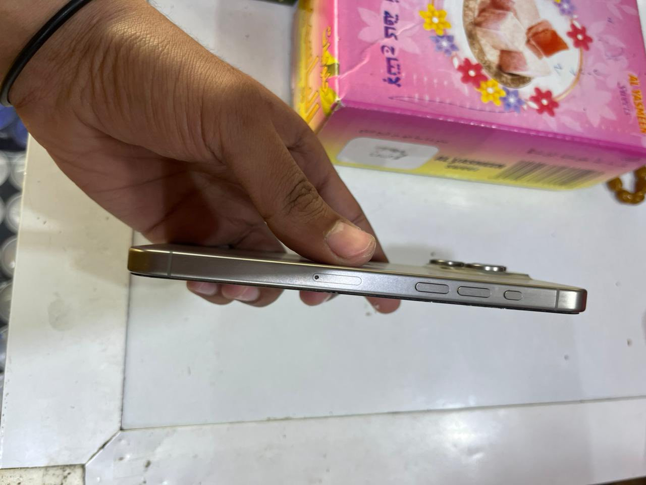 السلام عليكم 15برو ماكس بطاريه 88…..***********
