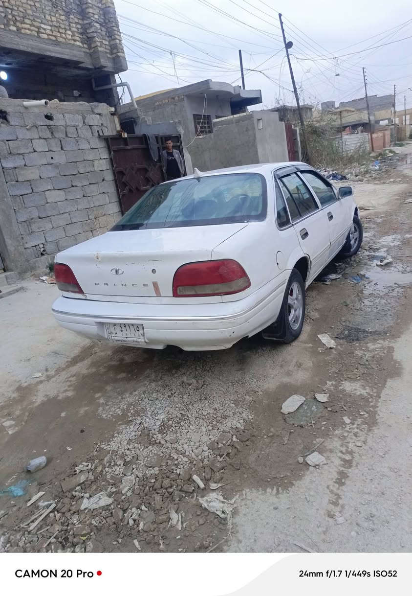 السلام عليكم سياره برنس فراشه اللون ابيض ثلجي 
بغداد مشروع وطني 
تحويل ثاني يوم سياره مقفوله كفاله عامه من كل شيء عدد تبريد مو شغال 
محرك جير مقفولات 
مكان السياره ابو غريب الحصوه والنصر والسلام منطقه 6 000 سعر السياره 33 وبيها مجال للشراي اتصل على الارقام ***********
***********
