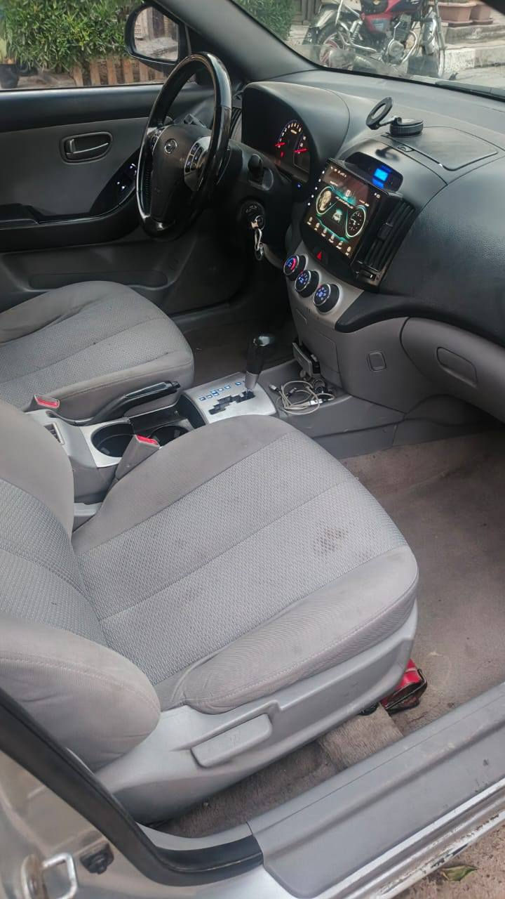 السلام عليكم الانتره خليجي 2007
محرك 2000 رقم بغداد جديد. اسمي 
السياره مكفوله من الصبغ بيه بنيد مبدل اصلي نفس لون
السعر 92
سياره جاهر تبريد تدفه كلشي شغال 
اتصال ***********
0788297294
