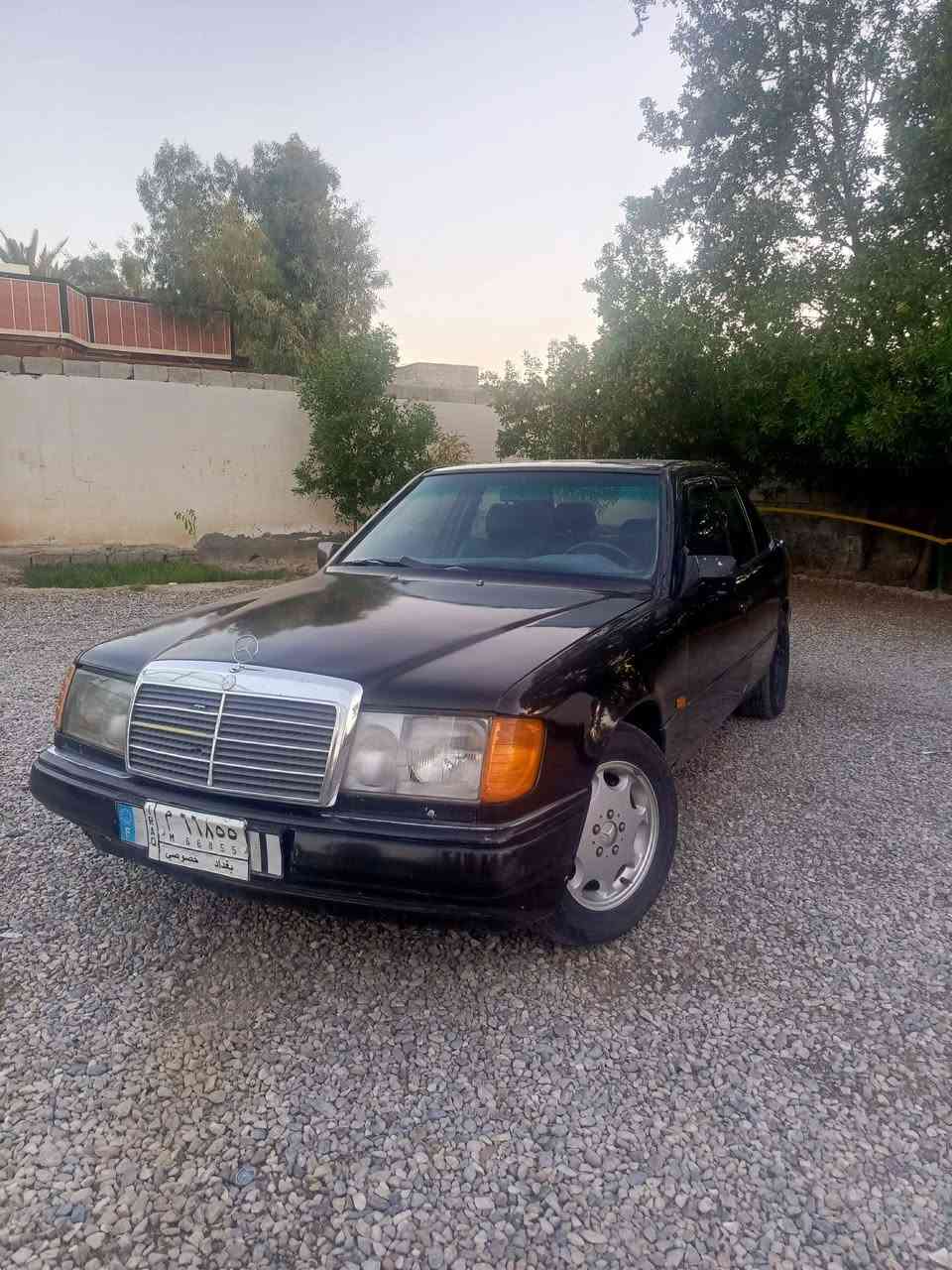السلام عليكم
مارسدس دب 1993 بغداد فول مواصفات 
مكينه وكير فيفتي جاهزه السيارة 
مكاني ديالى 
***********
