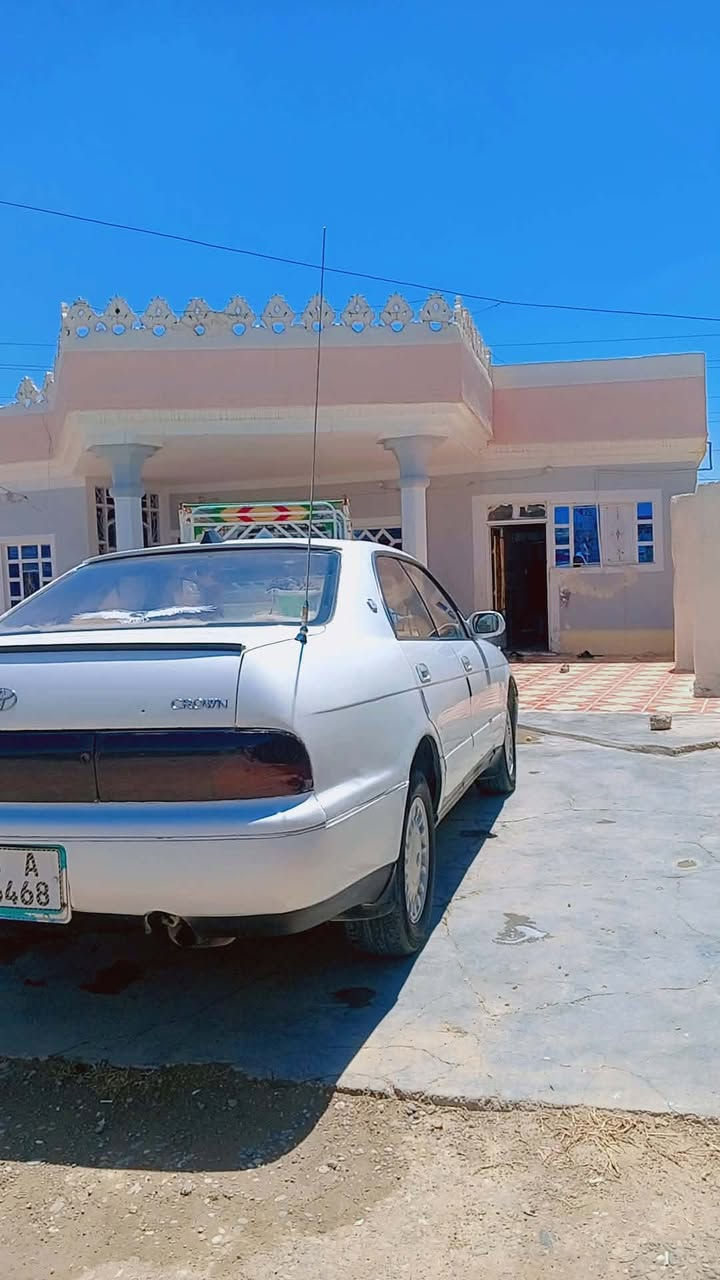 السلام عليكم بطه مسجله رقم كركوك جديد مشروع وطني تحويل مباشر سنويه ال٣٠   هزه جديده  كير محرك شرط كهربايات شقاله صدر  جديد السعر ٤٢ وبيها مجال *********** مكان السيارة الشرقاط البيع نقد عتضر عن المروس اول دين
