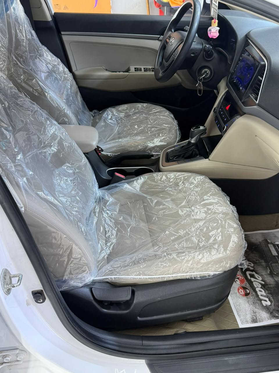 يالله سلام عليكم النترا مديل 18 خليجي اربيل بااسم شركة تحويل وكالة مضمونه كفاله عامة حتى الدعاميات ضربه وصبغ وتبدل وبارد فول مواصفات حساسات امامي خلفي فتحه فول تحكم شاشة كامره مكينه 2000 ماشيه 133 حقيقي السعر 150 وبيها مجال قليل ***********
